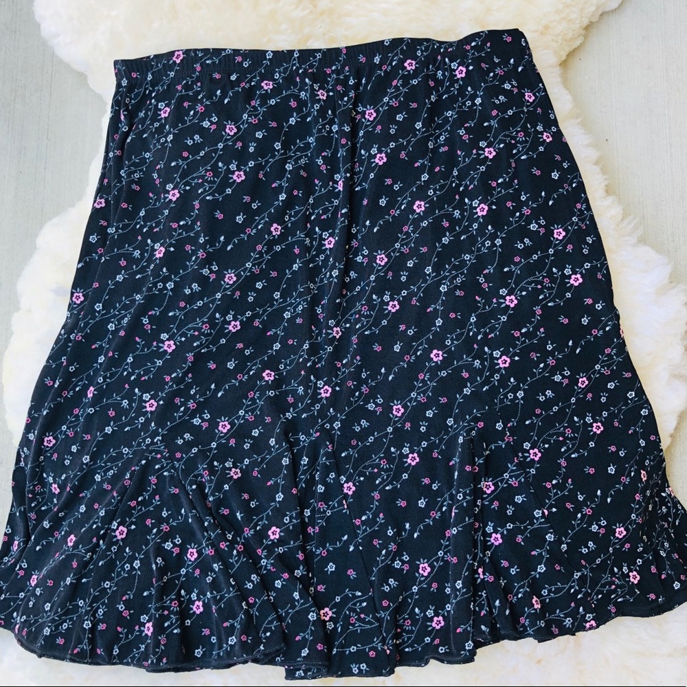 Susan Lawrence floral skirt XL